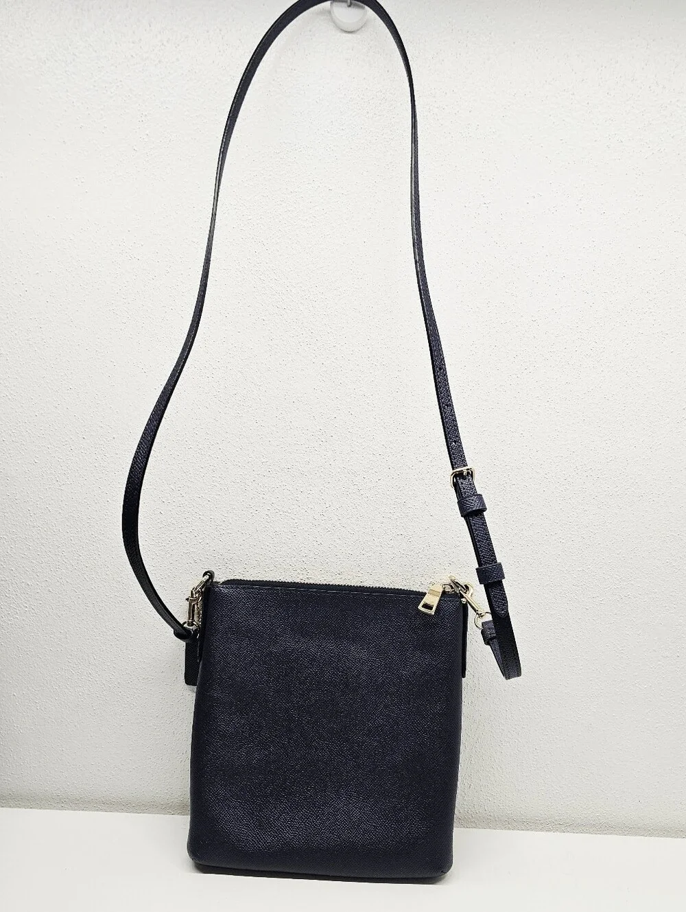 Coach Kitt Mesenger Crossbody Navy Blue Gold-Tone Hardware